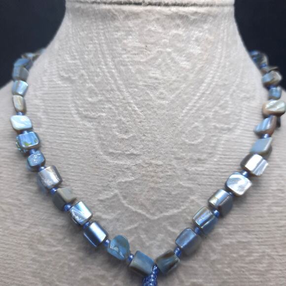 Vintage Abalone Shell Necklace Iridescent Blue Round Disc Pendant Square Beaded - Picture 3 of 11